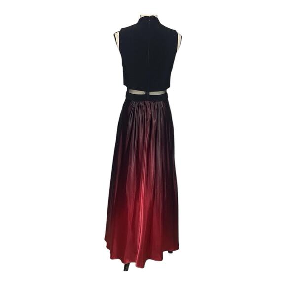 Betsy Adam Prom Dress/Gown Goth/Formal Ball Gown Split Ombre Mesh Black Red Sz 6 - Picture 4 of 10